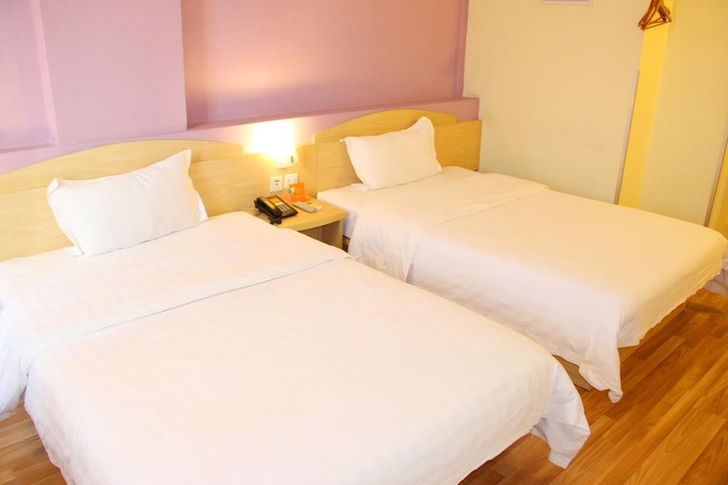 7Days Inn Dalian Gangwan Square Station Port Δωμάτιο φωτογραφία