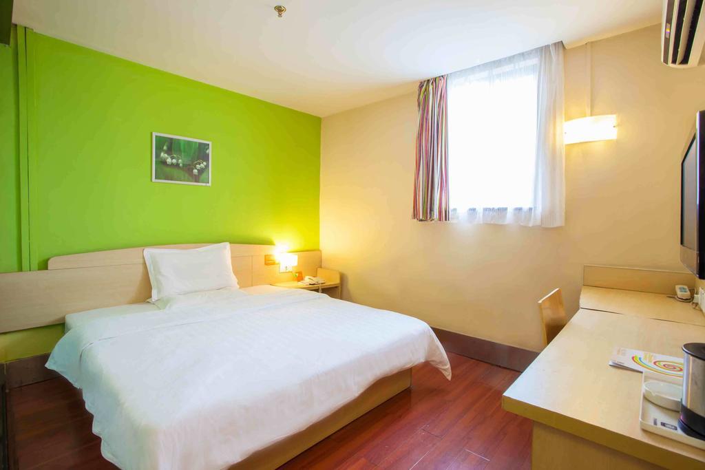 7Days Inn Dalian Gangwan Square Station Port Δωμάτιο φωτογραφία